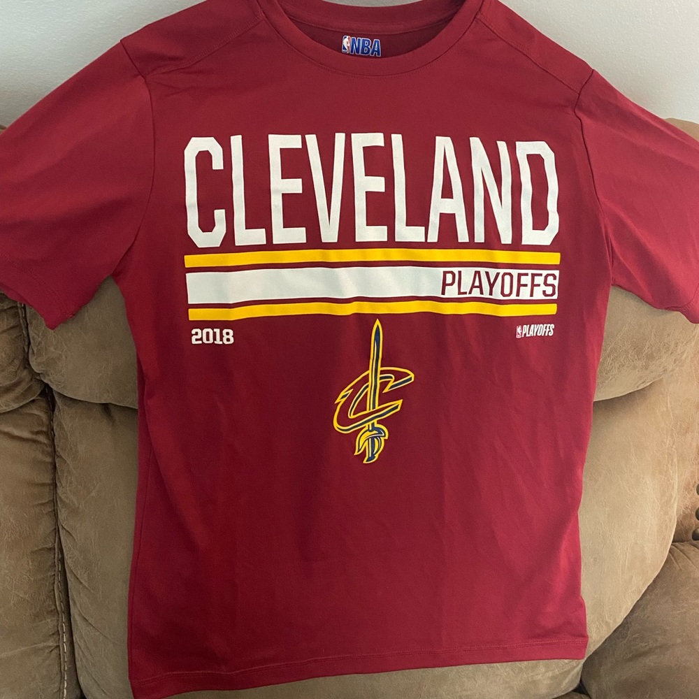 Cavaliers Playoff Shirt, Worn once!